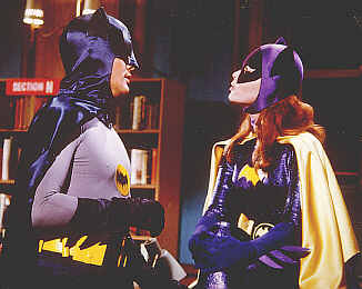 BatGirl.JPG (15555 bytes)
